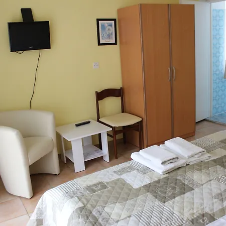 Pansion Begic Konukevi Omiš