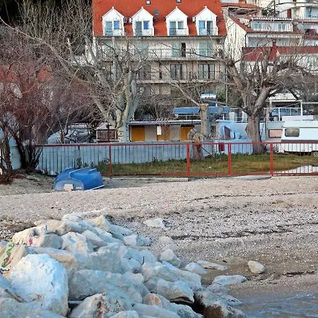 Pansion Begic 3* Omis