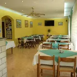 Konukevi Pansion Begic 3*