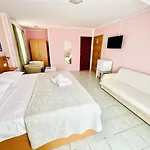 Konukevi Pansion Begic Omiš