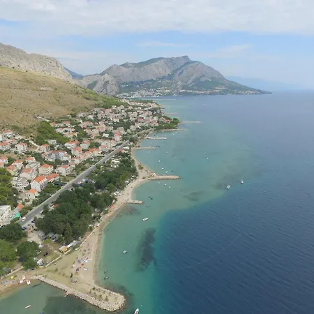 Pansion Begic 3* Omis