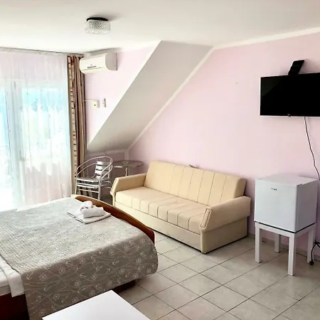 Pansion Begic 3* Omiš