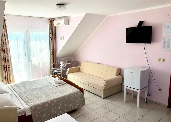 Pansion Begic 3* Omiš